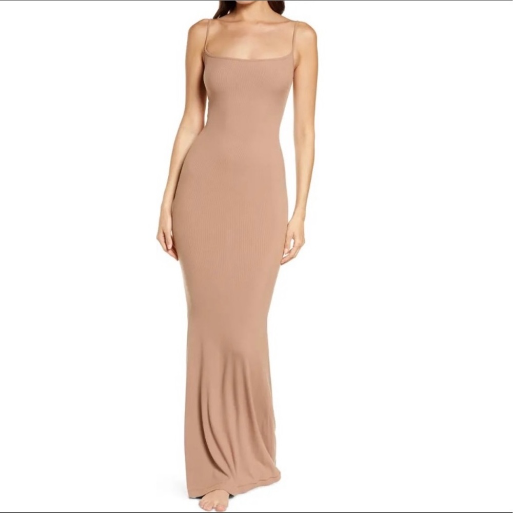 NWT Skims Ribbed Long Dress